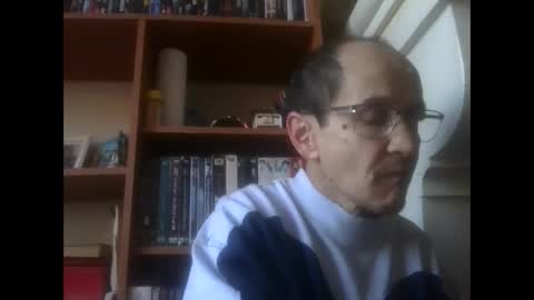 Snapshot of pichoun71 chatting on March 1, 7:20 am pichoun71 online show from March 1, 7:20 am