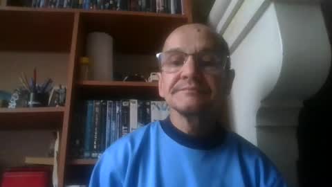 Snapshot of pichoun71 chatting on January 11, 9:04 am pichoun71 online show from January 11, 9:04 am
