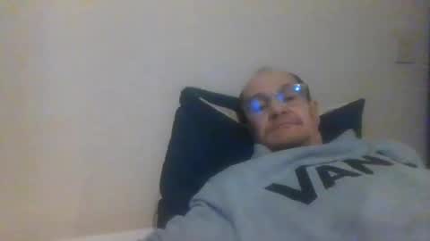 Snapshot of pichoun71 chatting on January 25, 8:10 am pichoun71 online show from January 25, 8:10 am