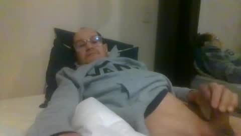 Snapshot of pichoun71 chatting on February 7, 7:07 am pichoun71 online show from February 7, 7:07 am