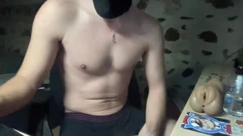 pienzaa online show from November 25, 10:34 pm