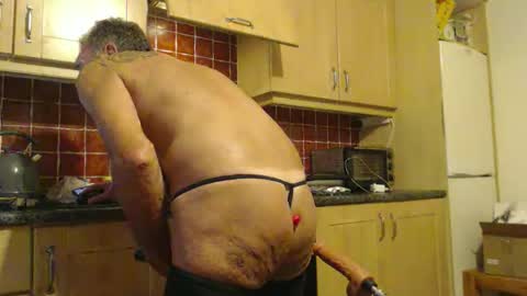 piercedcock069 online show from November 14, 7:54 am