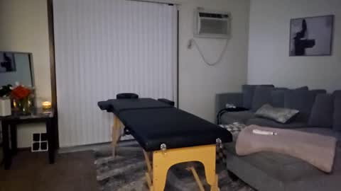 pinksnake651 online show from March 12, 7:46 am