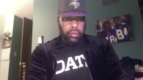 pinsinreal online show from April 4, 12:40 am