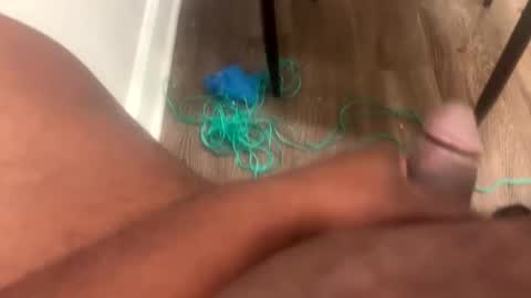 pipez2356276 online show from April 4, 11:29 am