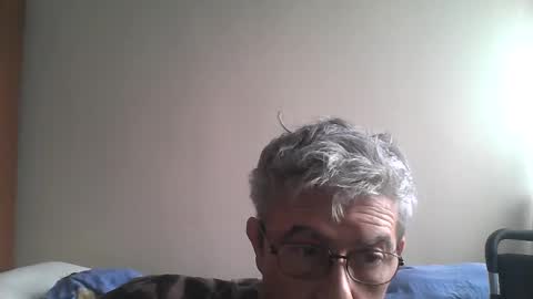 pipi2704 online show from February 15, 12:01 pm