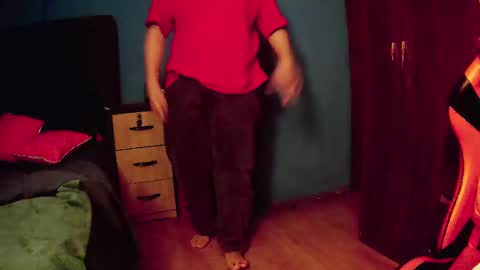 pisceslost online show from October 7, 2:15 am