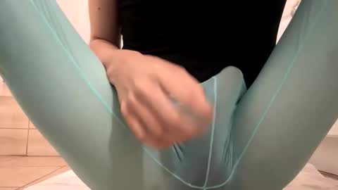 playtimestinky online show from November 30, 3:41 am