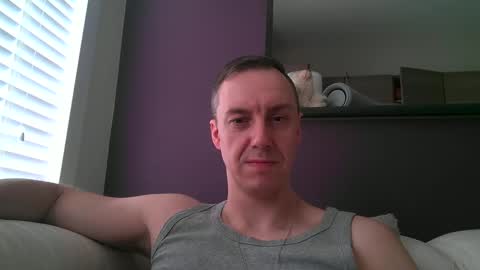 Snapshot of ploki2000 chatting on February 23, 9:50 am Kevin online show from February 23, 9:50 am