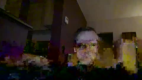 Snapshot of ploki2000 chatting on February 3, 6:39 pm Kevin online show from February 3, 6:39 pm