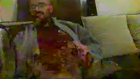 Snapshot of plu07f3520 chatting on October 13, 9:54 pm plu07f3520 online show from October 13, 9:54 pm