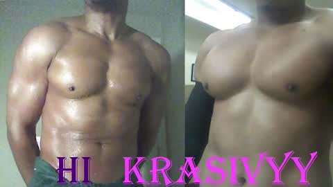 StraightPlush online show from October 14, 9:05 am