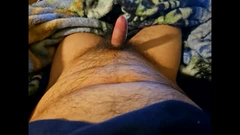 Snapshot of pm_ur_navel chatting on December 11, 5:43 pm Kraig online show from December 11, 5:43 pm