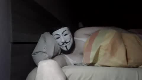 polandlover1 online show from January 18, 8:00 pm