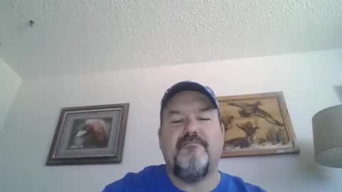 Snapshot of polarisman74 chatting on February 26, 5:39 pm polarisman74 online show from February 26, 5:39 pm