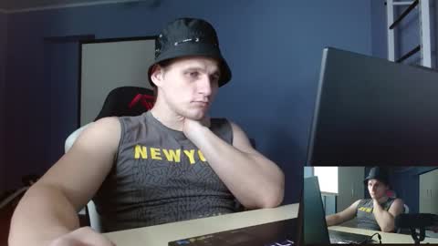 Poliglotjoe2 online show from February 17, 10:41 pm