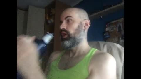 Snapshot of pollito1985 chatting on January 18, 10:17 am DIEGO O DIEGUITO online show from January 18, 10:17 am