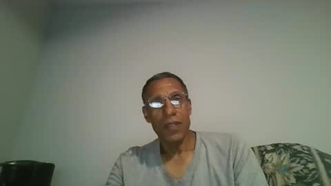 Snapshot of poolguy2496 chatting on October 4, 1:32 am poolguy2496 online show from October 4, 1:32 am