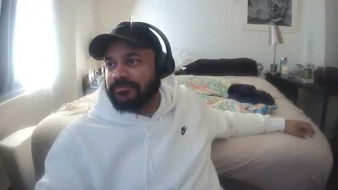 popfizzt online show from November 15, 8:11 pm