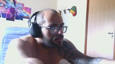 pretoriaan online show from October 19, 3:37 pm