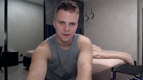 Justin online show from October 23, 4:05 am