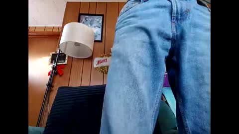 prettysolid7 online show from December 3, 2:01 pm