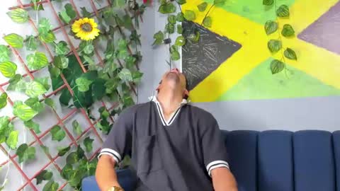 prince_arthur77 online show from November 4, 1:34 pm