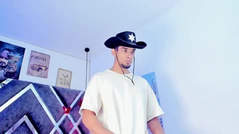 prince_arthur77 online show from October 9, 2:44 pm