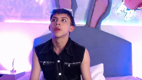 Prince  online show from November 21, 9:58 pm