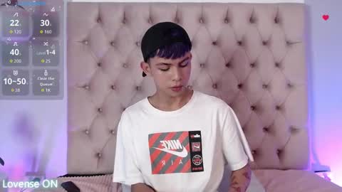 Prince  online show from November 6, 8:56 pm