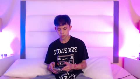 Prince  online show from November 13, 9:41 pm