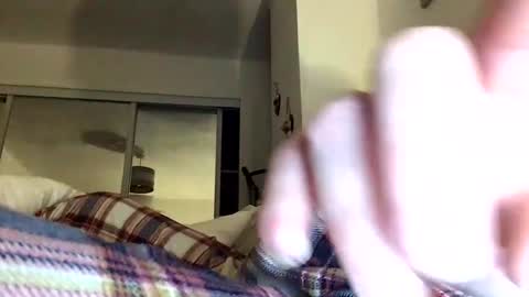 Stevies cam online show from February 19, 7:59 pm