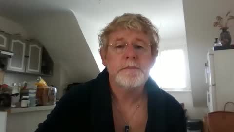 Snapshot of ptitrouquin chatting on September 25, 7:51 am ptitrouquin online show from September 25, 7:51 am