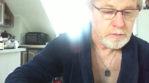 ptitrouquin online show from March 2, 7:48 am