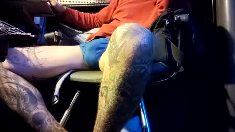 Pumpboy6688 online show from October 13, 5:35 am