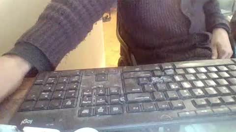 pup_y online show from February 8, 9:15 am