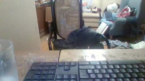 pup_y online show from October 22, 7:05 pm