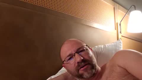 purplebanner6 online show from March 13, 11:29 am