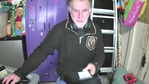 Mark online show from January 1, 3:14 pm