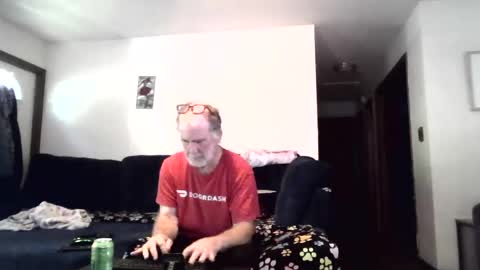 Mark online show from October 8, 6:01 pm