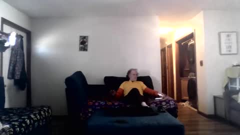 Mark online show from March 1, 3:55 pm