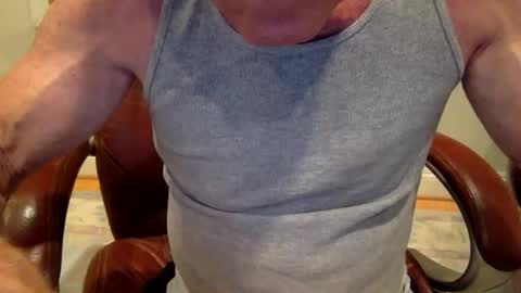 pussyandclitlicker4u online show from October 31, 1:40 am