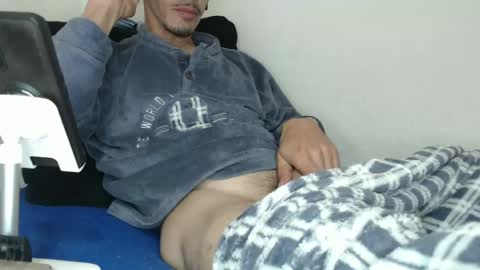 Snapshot of pussyhunterpt chatting on February 15, 10:00 pm Ruck Fules online show from February 15, 10:00 pm