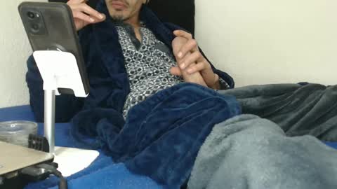 Snapshot of pussyhunterpt chatting on February 6, 9:06 pm Ruck Fules online show from February 6, 9:06 pm