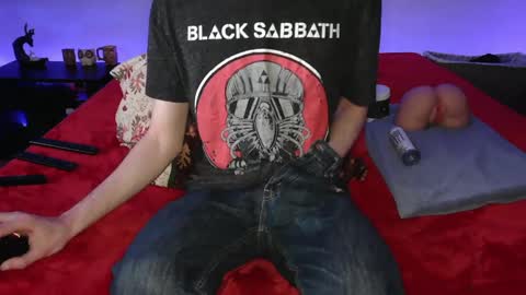 pussylover2182 online show from March 12, 5:13 am
