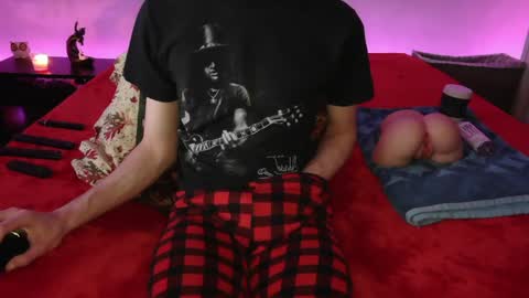 pussylover2182 online show from March 4, 6:04 am