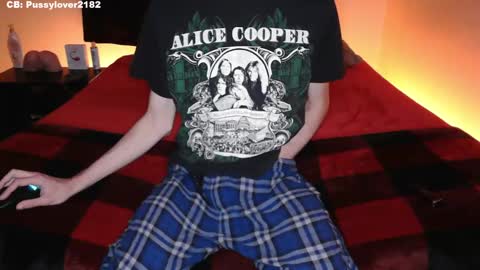 pussylover2182 online show from October 10, 3:44 am
