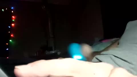 Pussyluver520 online show from April 1, 6:26 am