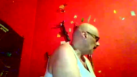 qwertyuiop22348015 online show from January 6, 7:07 pm