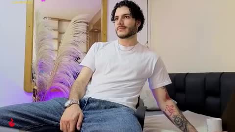 R A F A E L online show from February 21, 8:54 pm